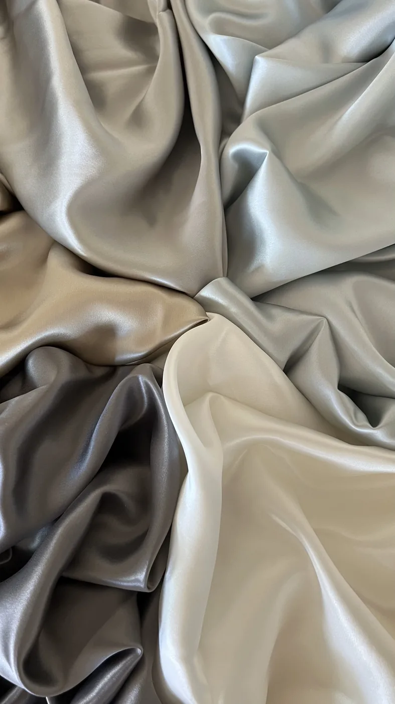 22-Momme Mulberry Silk Sheet Set view 3